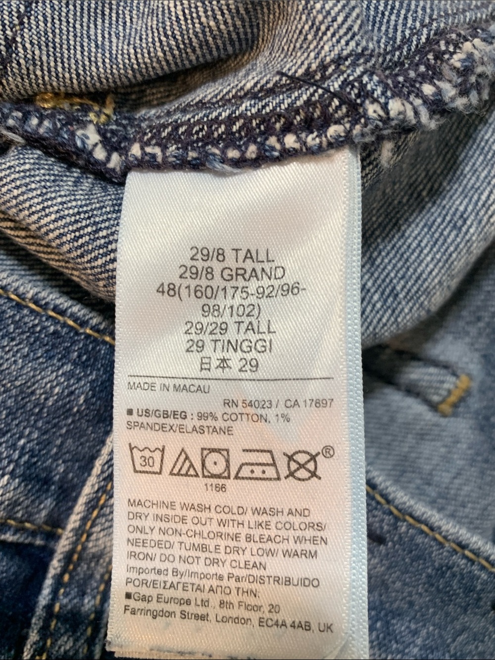 GAP Blue Denim Button-Front Women’s Bermuda Shorts- Girlfriend Short/Mid-rise - Picture 6 of 7